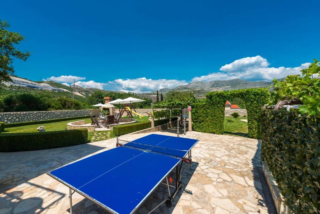 Vila Vergatum-Privacy,Gym,Billiards,Table Tennis Donji Brgat Eksteriør billede